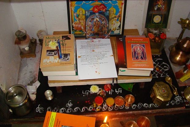 saraswati-books arrangment