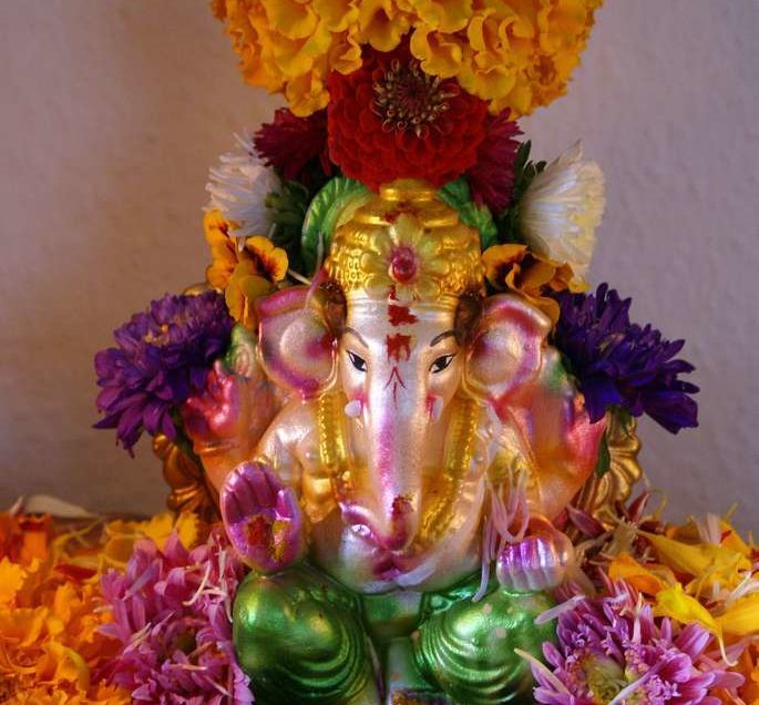 How to perform Ganesha pooja at home