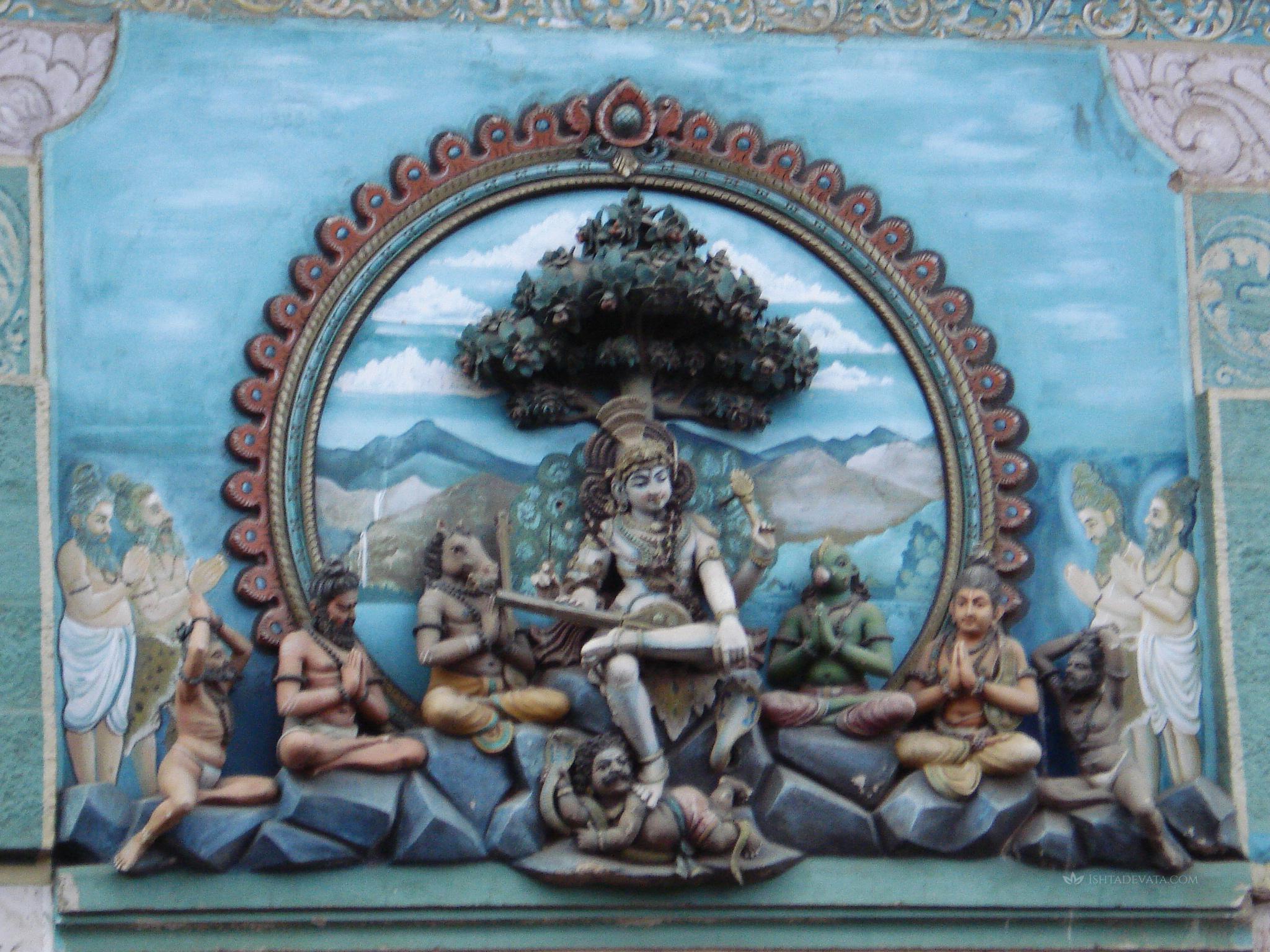 22-goddess-saraswati