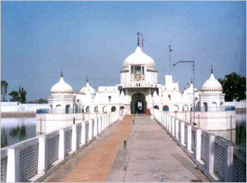 Achaladipeshvarar Temple