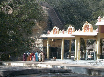 Arulmigu Amanalingeswarar Temple