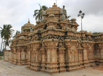 Naganatheshwara Temple