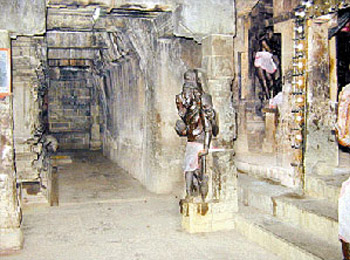 Sri Satyagiriswarar Temple