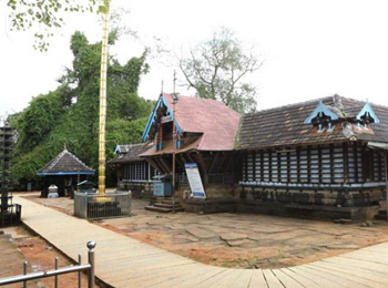 sri thirumandhamkunnu bhagavthy temple