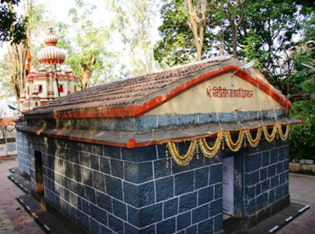 Khinditil Ganapati Temple   Kuraneshwar Temple