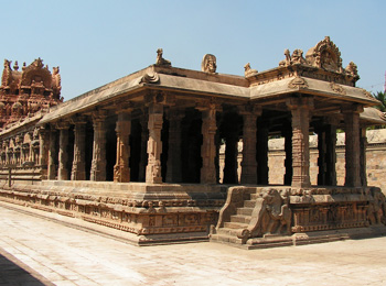 Sri Periyanayagi Abmika Samedha Agatheeswarar Temple