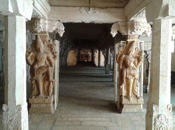 Sri Makara Nedunkuzhaikathar temple